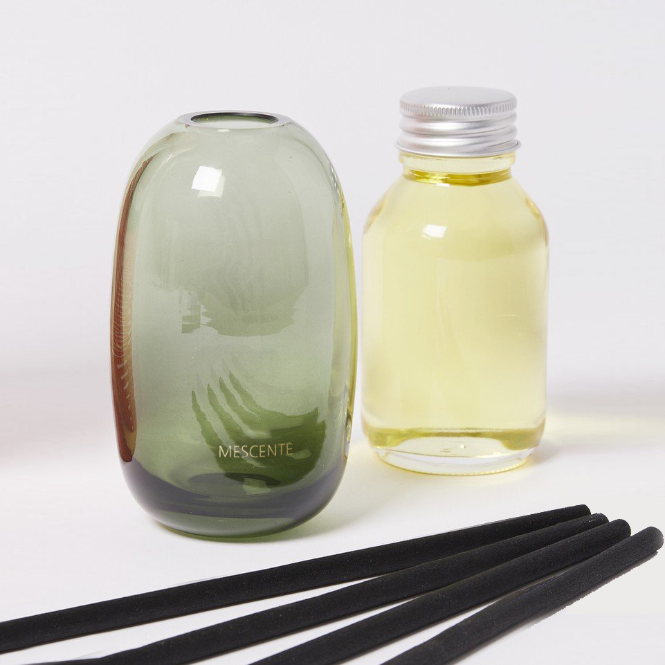 Luksuzne 100ml 200ml 500ml dijamantne okrugle bočice Loris Sola cvijeće jantarni kristal Eyfel parfemsko ulje za difuzor trske