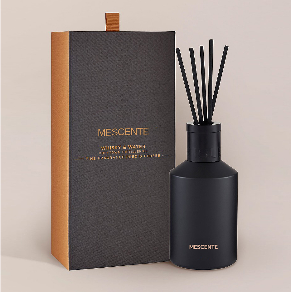 Dekoracija OEM Printed Box 20ml Square Ceramic Vranjes Wooden Cap House Parfem Aroma Reed Diffuser Oil