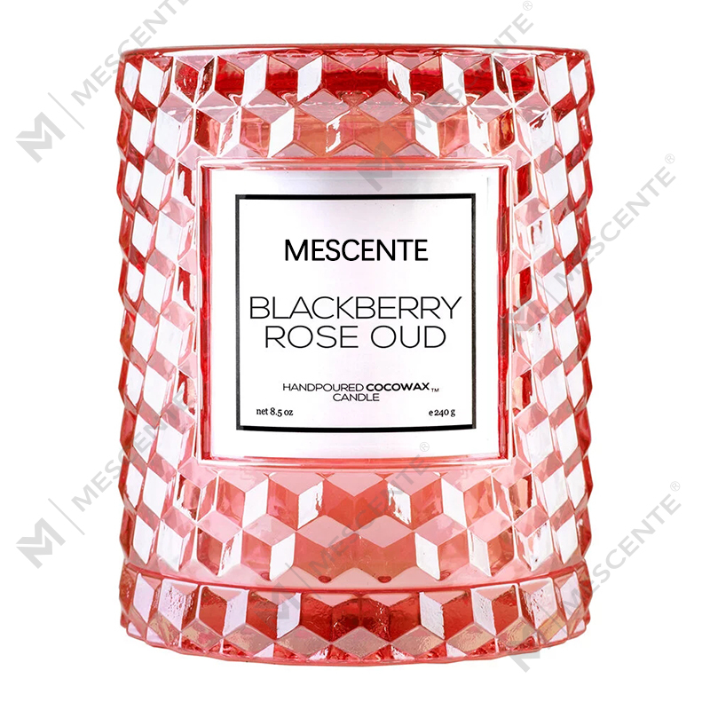 M&Scent prilagođena božićna dekoracija Blackberry Rose Oud Icon Svijeća