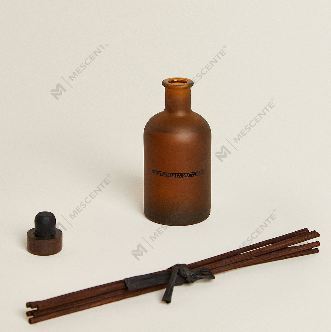 Luksuzna velika crna matirana boca 50 ml 300 ml esencijalno ulje esencijalnog ulja cvjetne arome suhog cvijeća Reed Difuzor Oil Set Bulk